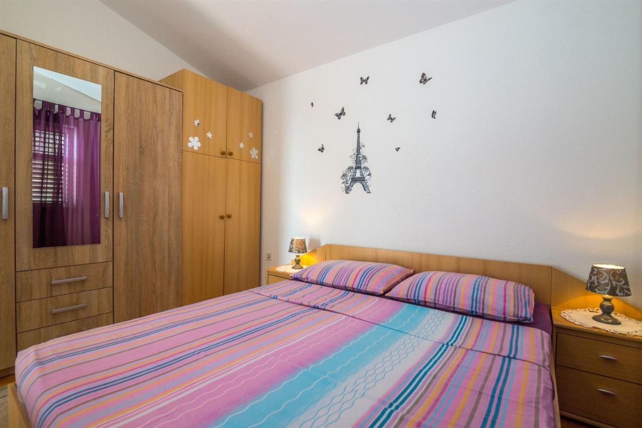 Apartments Tolj Igrane Dış mekan fotoğraf
