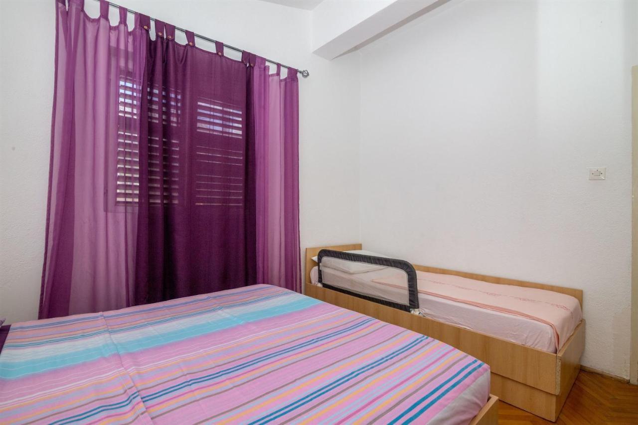 Apartments Tolj Igrane Dış mekan fotoğraf