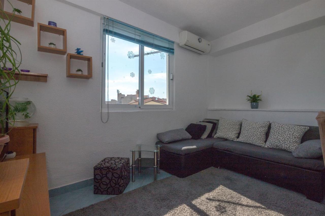 Apartments Tolj Igrane Dış mekan fotoğraf