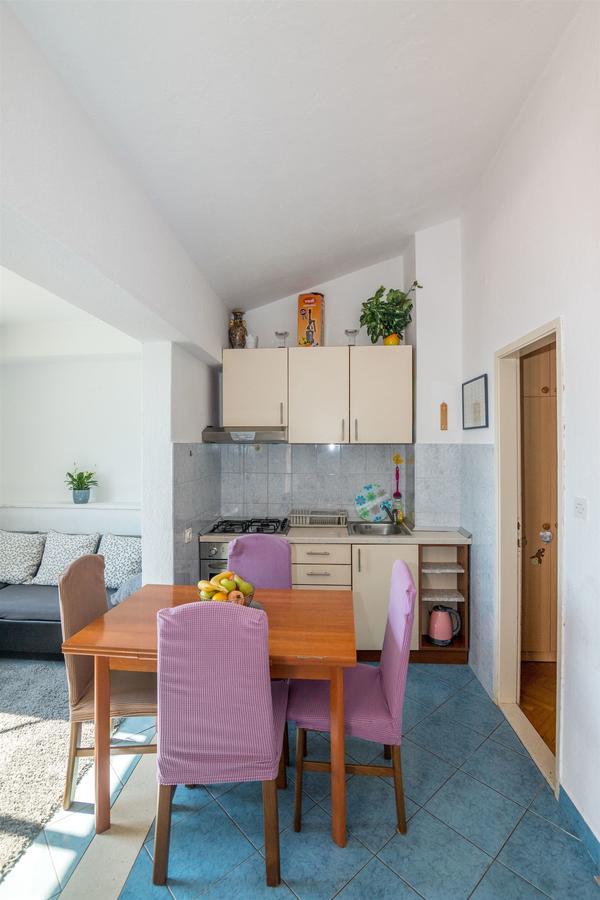 Apartments Tolj Igrane Dış mekan fotoğraf